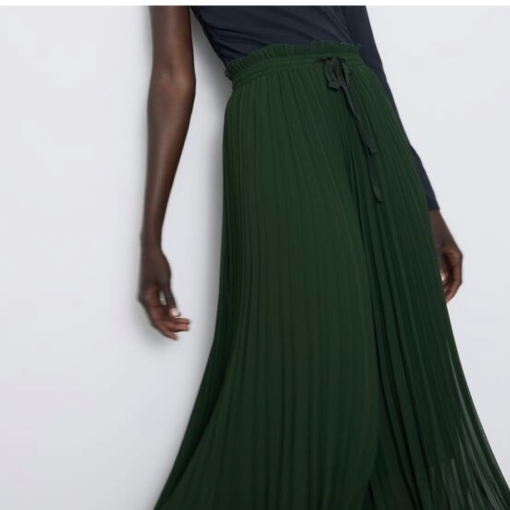 Zara Pleated Chiffon Culotte Medium NEW